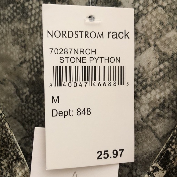 Python Print Blouse - Picture 5 of 5